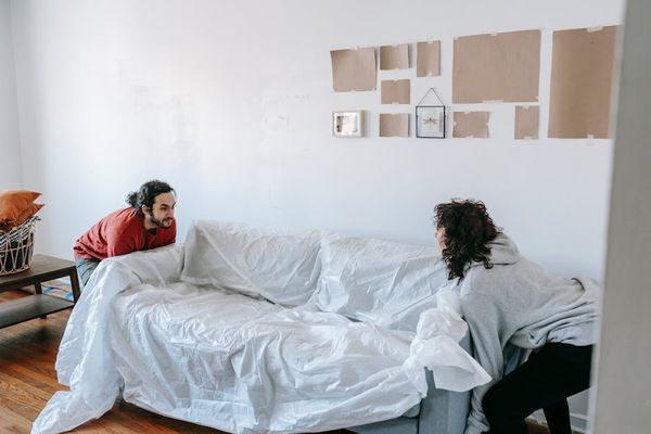  מומחה באריזה והובלת דירות - מתמחה באריזה בקשח